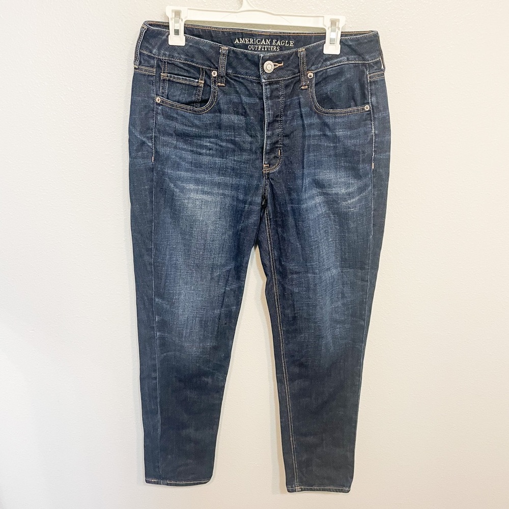 American Eagle Tomgirl Jeans size 10